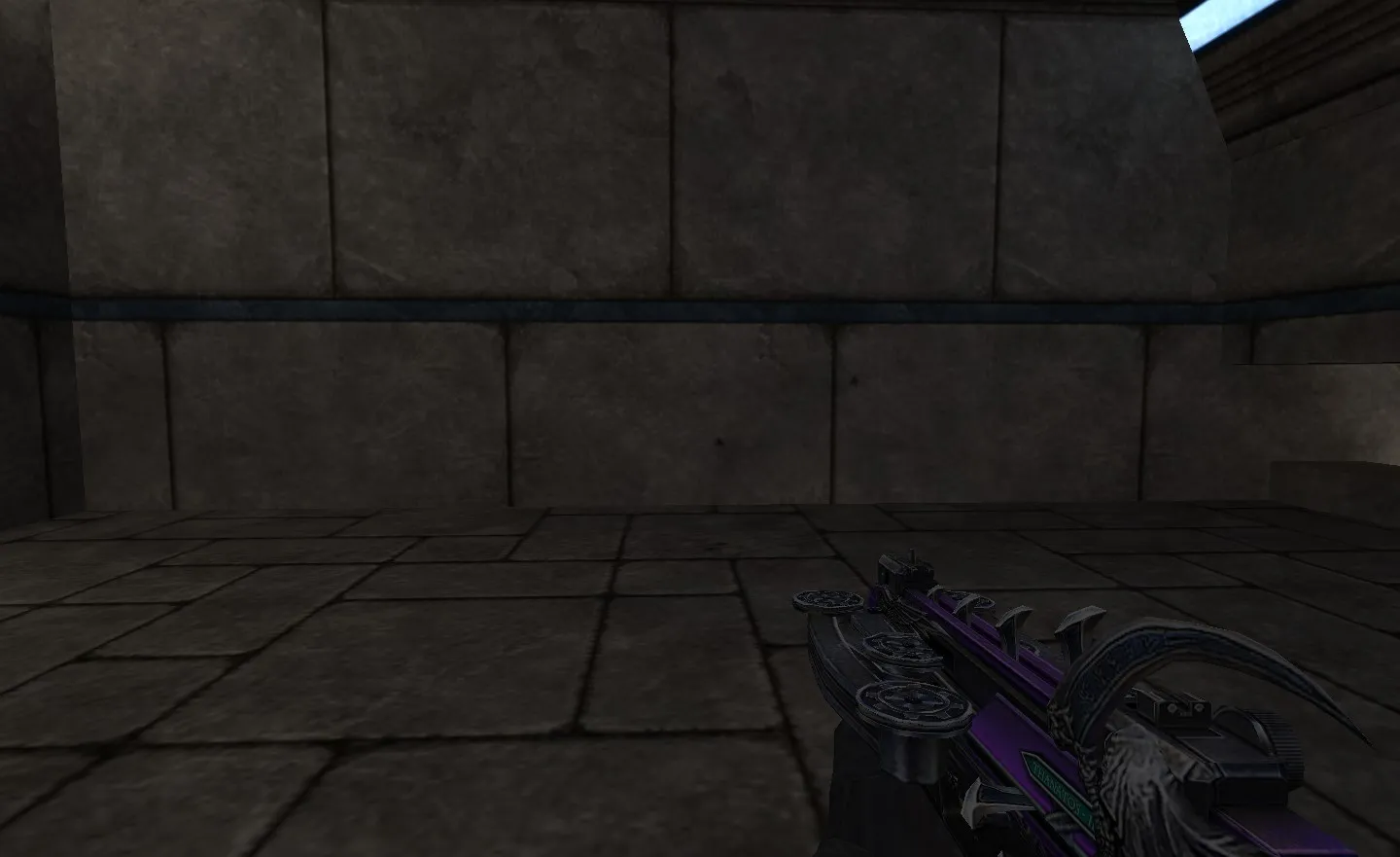 Thanatos-3 en mano